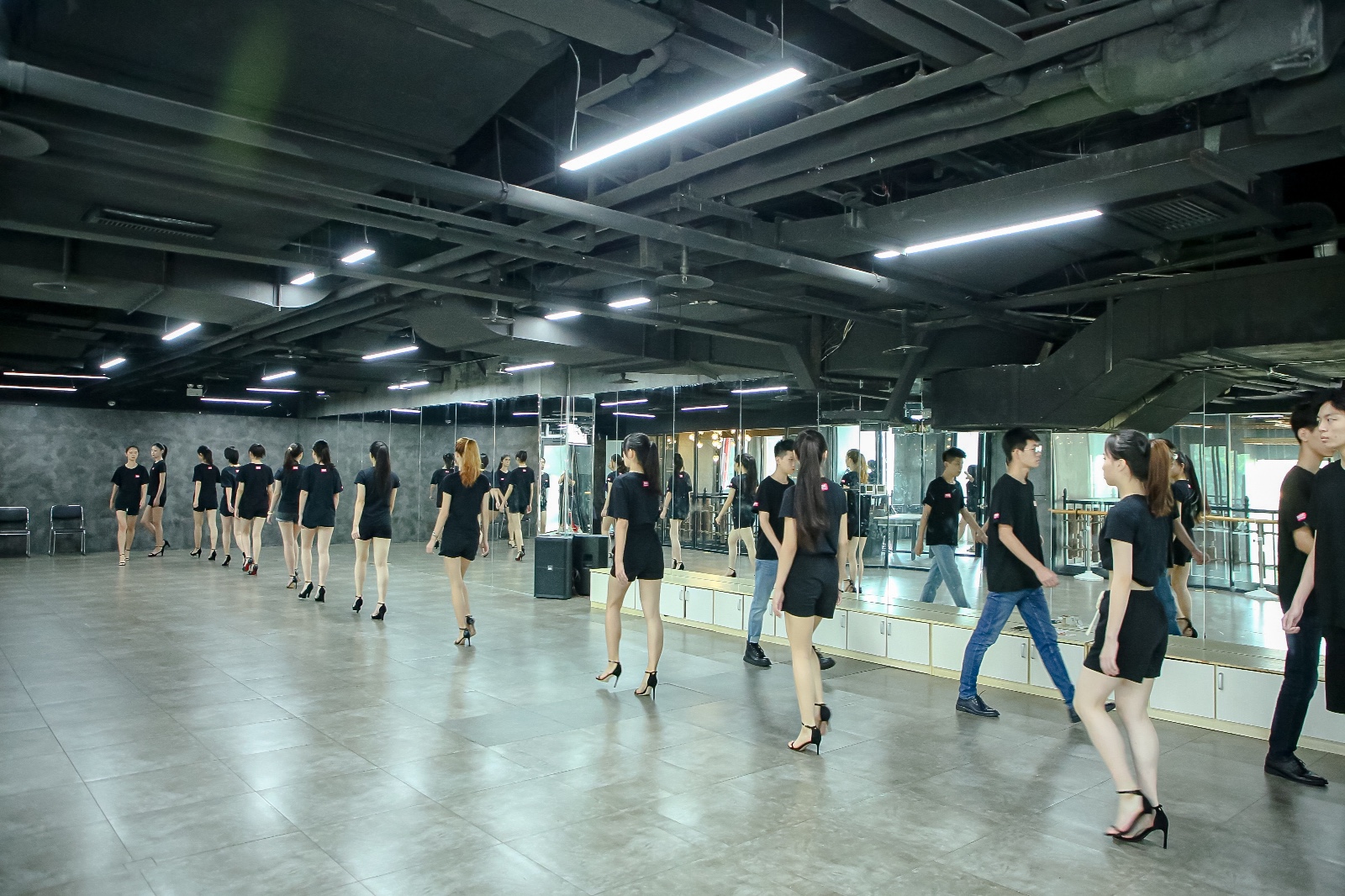 新时代模特高考直通班