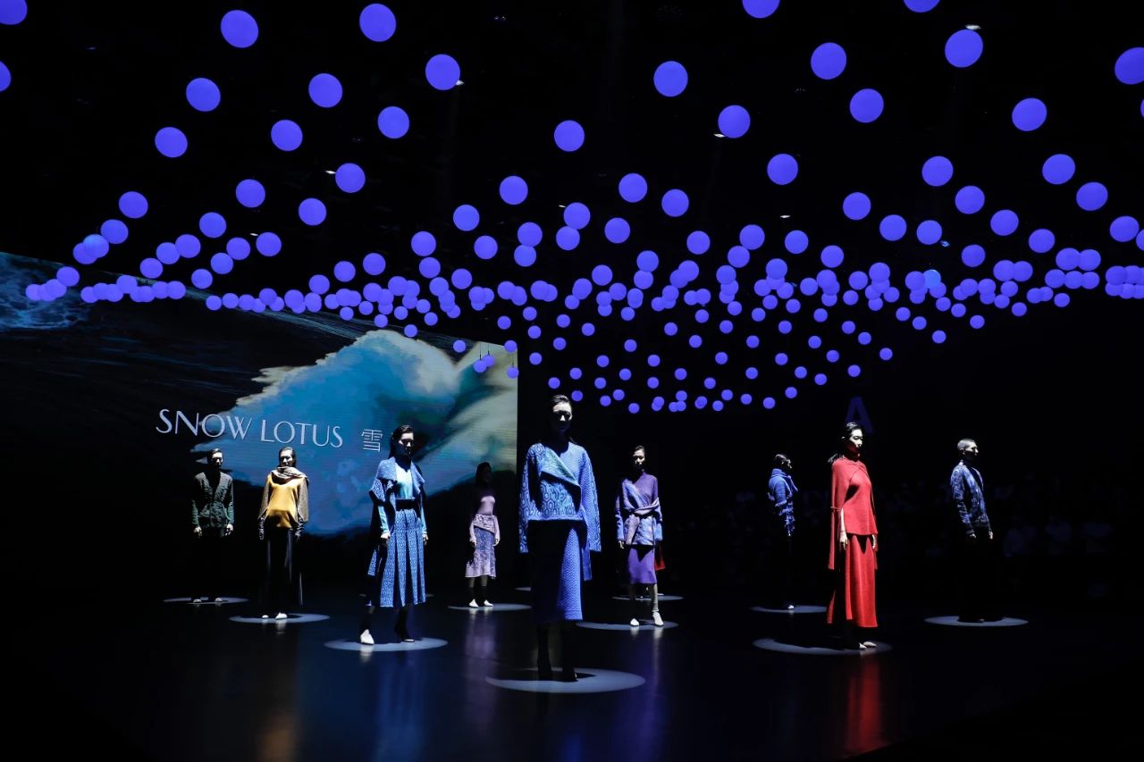 五年孕育 一树繁花，2020北京时装周“追光”之旅完美落幕