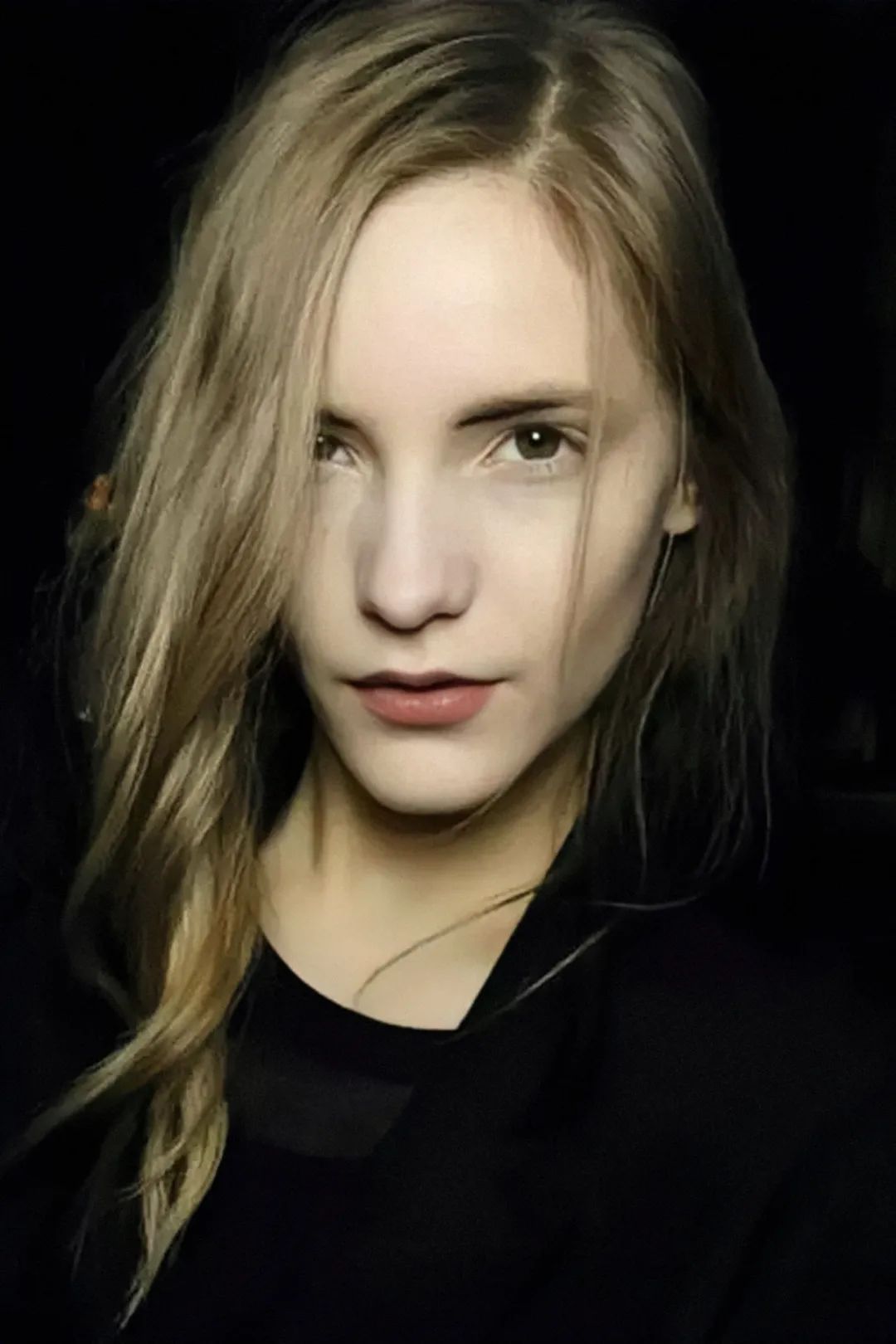 超模眼神的“小心机”